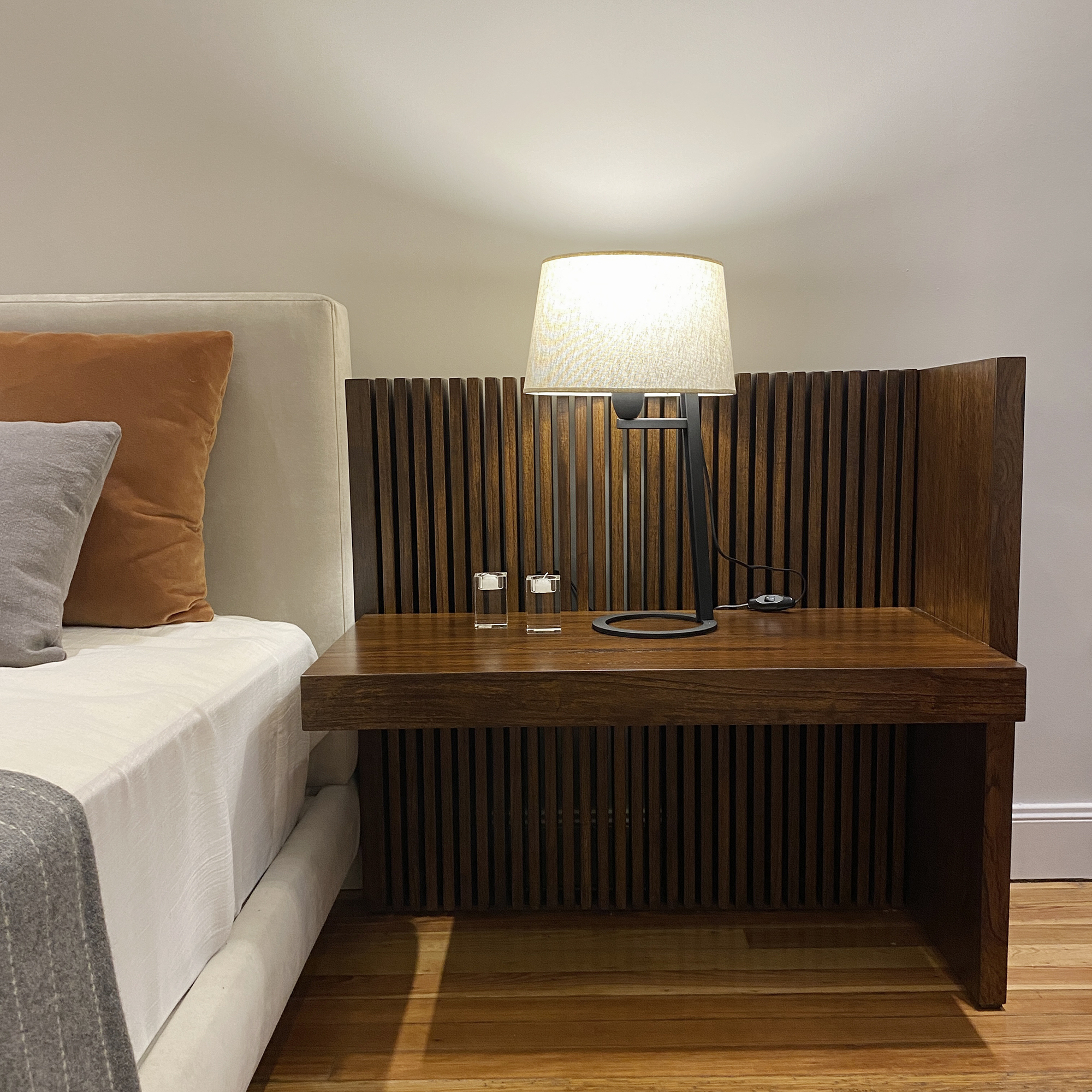 Mesas de luz Buenos Aires